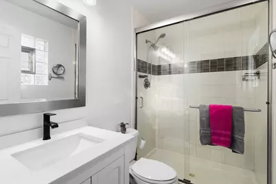 4907 Valerie Drive, Crystal Lake, IL 60014 - Photo 13