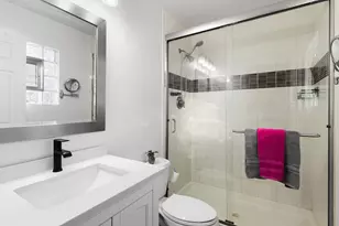 4907 Valerie Dr, Crystal Lake, IL 60014 - Photo 13