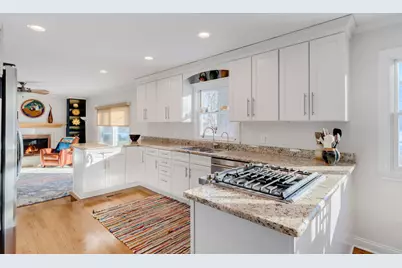 4907 Valerie Drive, Crystal Lake, IL 60014 - Photo 5