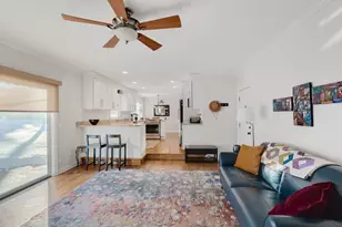 4907 Valerie Dr, Crystal Lake, IL 60014 - Photo 3