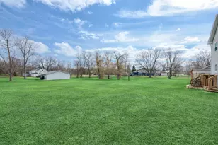 12707 W Warner St, Beach Park, IL 60087 - Photo 23