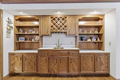 8261 Lake Ridge Drive, Burr Ridge, IL 60527 - Photo 13