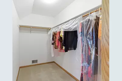 8261 Lake Ridge Drive, Burr Ridge, IL 60527 - Photo 31