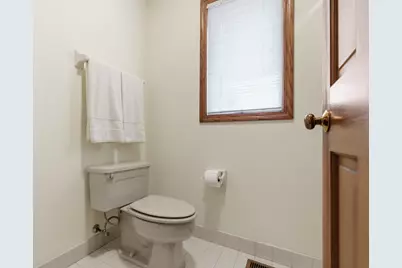 8261 Lake Ridge Drive, Burr Ridge, IL 60527 - Photo 37