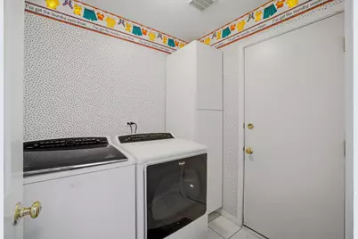 9038 Hillcrest Lane, Woodridge, IL 60517 - Photo 21