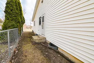 3113 Galilee Ave, Zion, IL 60099 - Photo 27