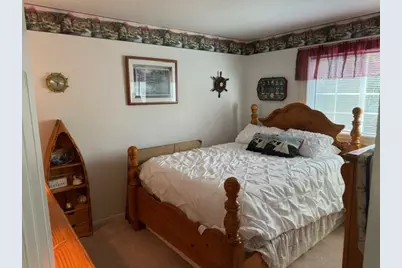 2819 Sun Valley Drive, Cary, IL 60013 - Photo 13