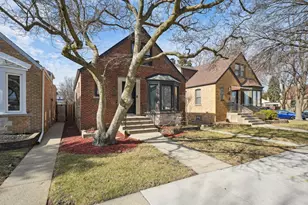 3764 N Oleander Ave, Chicago, IL 60634 - Photo 1