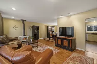 1300 Knollwood Rd, Deerfield, IL 60015 - Photo 3