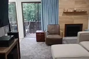 373 Ferndale Ct, Schaumburg, IL 60193 - Photo 3