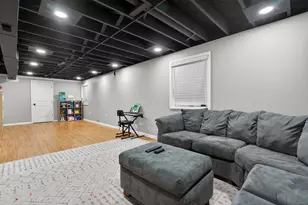 9 Annandale Ct, Lake in the Hills, IL 60156 - Photo 31