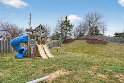 9 Annandale Court, Lake in the Hills, IL 60156 - Photo 35