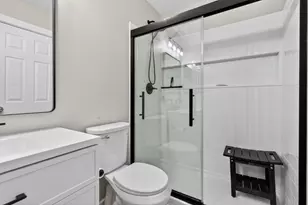 9 Annandale Ct, Lake in the Hills, IL 60156 - Photo 21