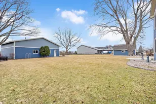 9S321 Chandelle Dr, Naperville, IL 60564 - Photo 29