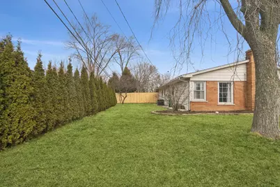 148 Wilshire Drive, Wheeling, IL 60090 - Photo 19