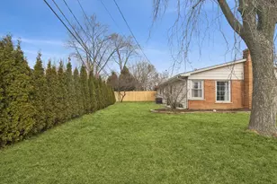 148 Wilshire Dr, Wheeling, IL 60090 - Photo 19