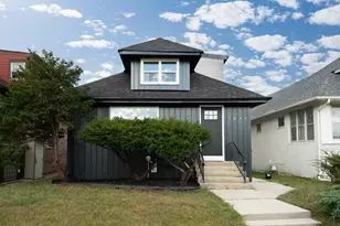 7642 S Merrill Ave, Chicago, IL 60649 - Photo 1