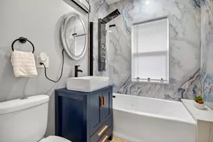 7642 S Merrill Ave, Chicago, IL 60649 - Photo 9