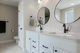 401 A Jenny Ln, Heyworth, IL 61745 - Photo 13