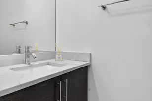 6339 N Leona Ave, Chicago, IL 60646 - Photo 15