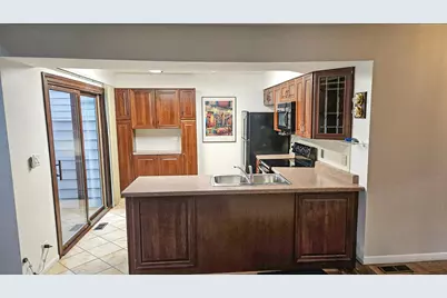 748 Chandler Road, Gurnee, IL 60031 - Photo 11