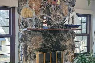 748 Chandler Rd, Gurnee, IL 60031 - Photo 9