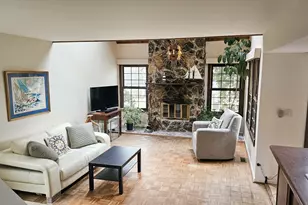 748 Chandler Rd, Gurnee, IL 60031 - Photo 5