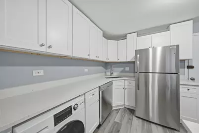 6921 N Ashland Boulevard #3A, Chicago, IL 60626 - Photo 3