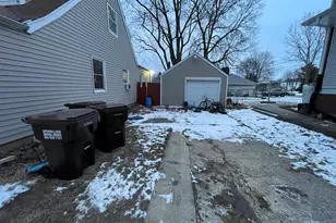 821 N 8th St, Rochelle, IL 61068 - Photo 47