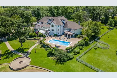 10 Old Hart Road, Barrington Hills, IL 60010 - Photo 1