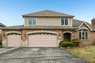 160 Lincoln St, Roselle, IL 60172 - Photo 3