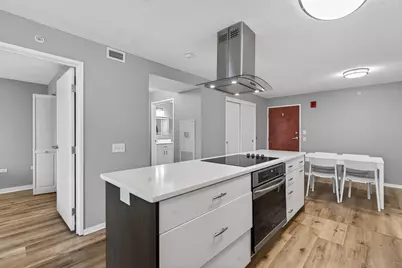 800 Elgin Road #1215, Evanston, IL 60201 - Photo 5