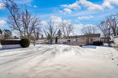 1906 Fairfield Road, Lindenhurst, IL 60046 - Photo 21