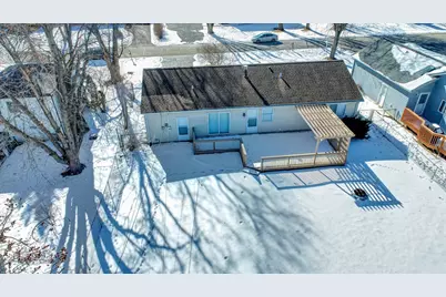 1906 Fairfield Road, Lindenhurst, IL 60046 - Photo 3