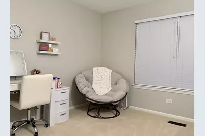 350 Crystal Ridge Drive #350, Crystal Lake, IL 60014 - Photo 11