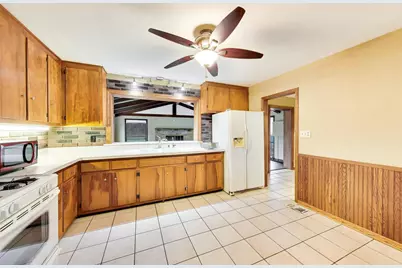 2917 Virginia Avenue, McHenry, IL 60050 - Photo 5