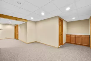 1007 Hollingswood Ct, Naperville, IL 60564 - Photo 25