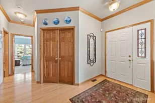 4051 Willow View Dr, Lake in the Hills, IL 60156 - Photo 7