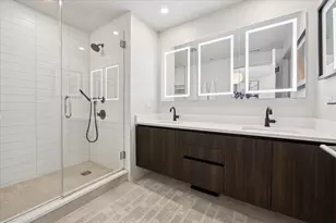 1648 W Division St, Chicago, IL 60622 - Photo 29