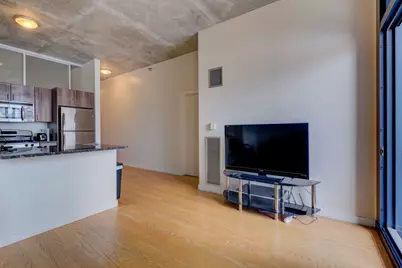 235 W Van Buren Street #4516, Chicago, IL 60607 - Photo 9