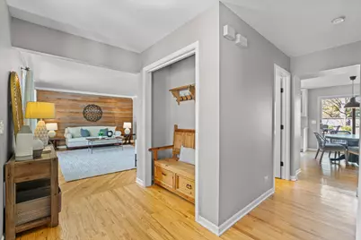 2450 Tanglewood Drive, Lisle, IL 60532 - Photo 3