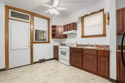 5912 W Wilson Avenue, Chicago, IL 60630 - Photo 7