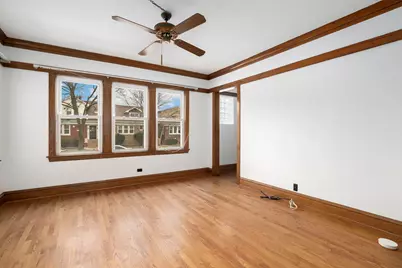 5912 W Wilson Avenue, Chicago, IL 60630 - Photo 3