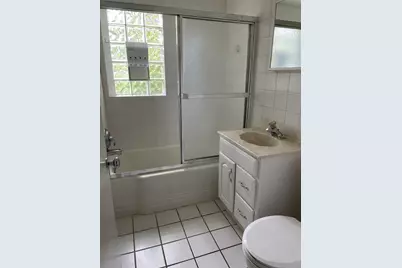 623 Waukegan Road, Deerfield, IL 60015 - Photo 15