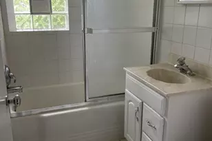 623 Waukegan Rd, Deerfield, IL 60015 - Photo 15