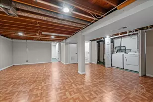 1607 Oak St, Saint Charles, IL 60174 - Photo 9