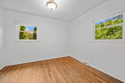 1607 Oak Street, Saint Charles, IL 60174 - Photo 7