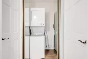 5516 E Lake Dr, Lisle, IL 60532 - Photo 17