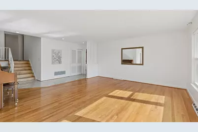 3836 W Estes Avenue, Lincolnwood, IL 60712 - Photo 7