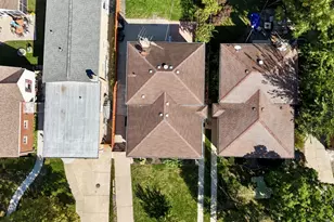 3836 W Estes Ave, Lincolnwood, IL 60712 - Photo 17